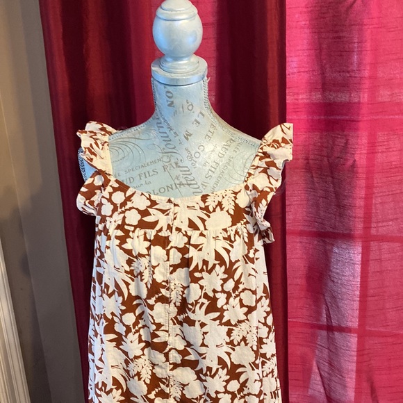 NEW Women’s Brown with/Cream Color Floral Dress by Universal Thread. Size M. - Picture 2 of 14